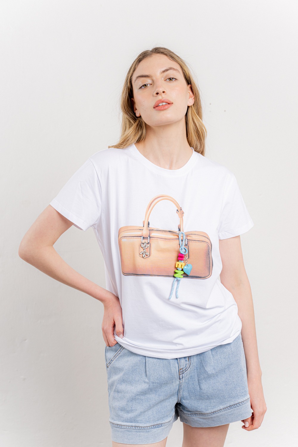 REMERA POP