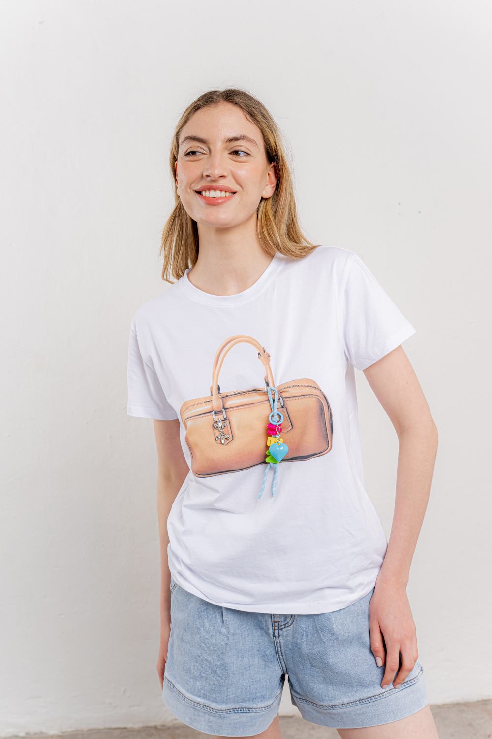 REMERA POP