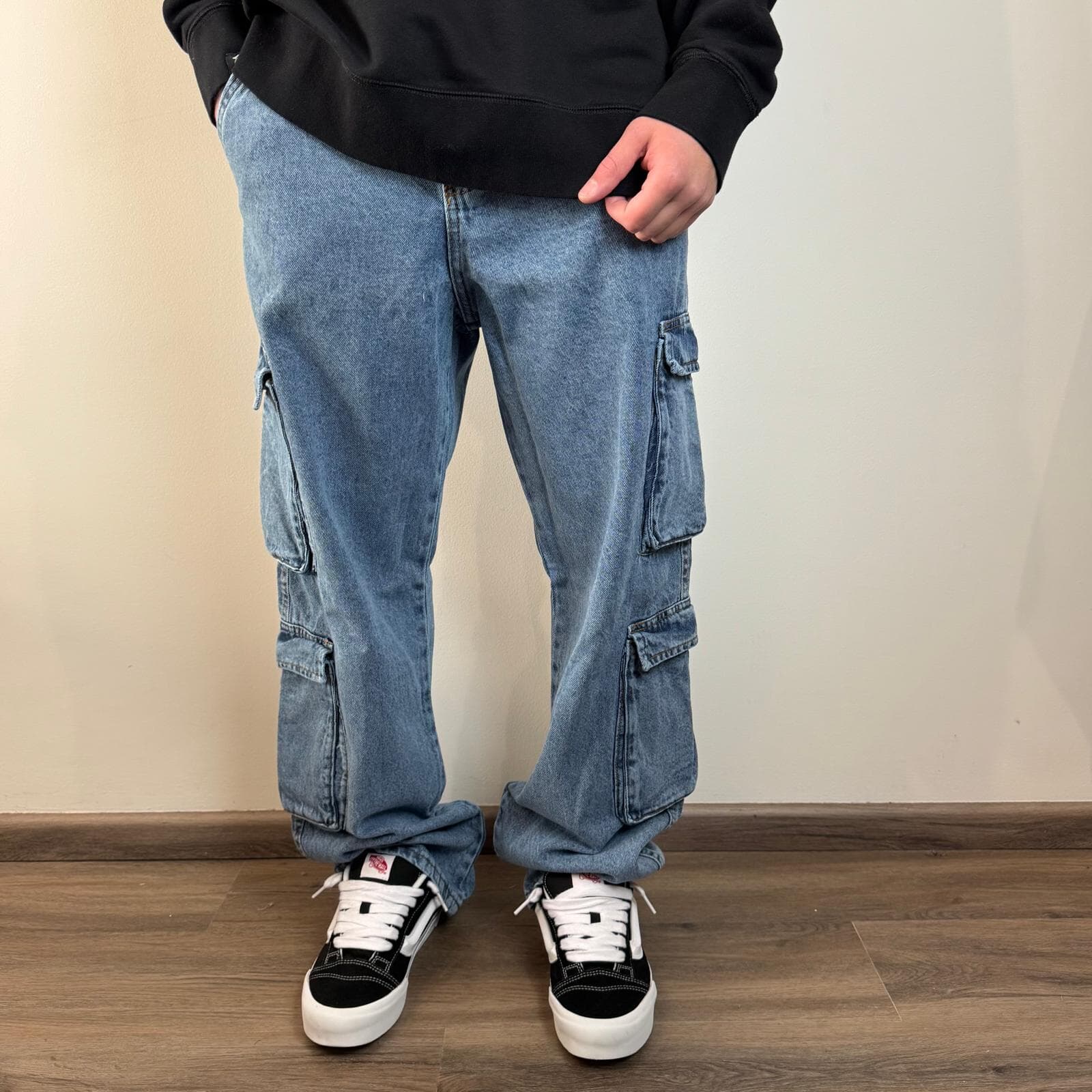 Jean cargo doble bolsillo