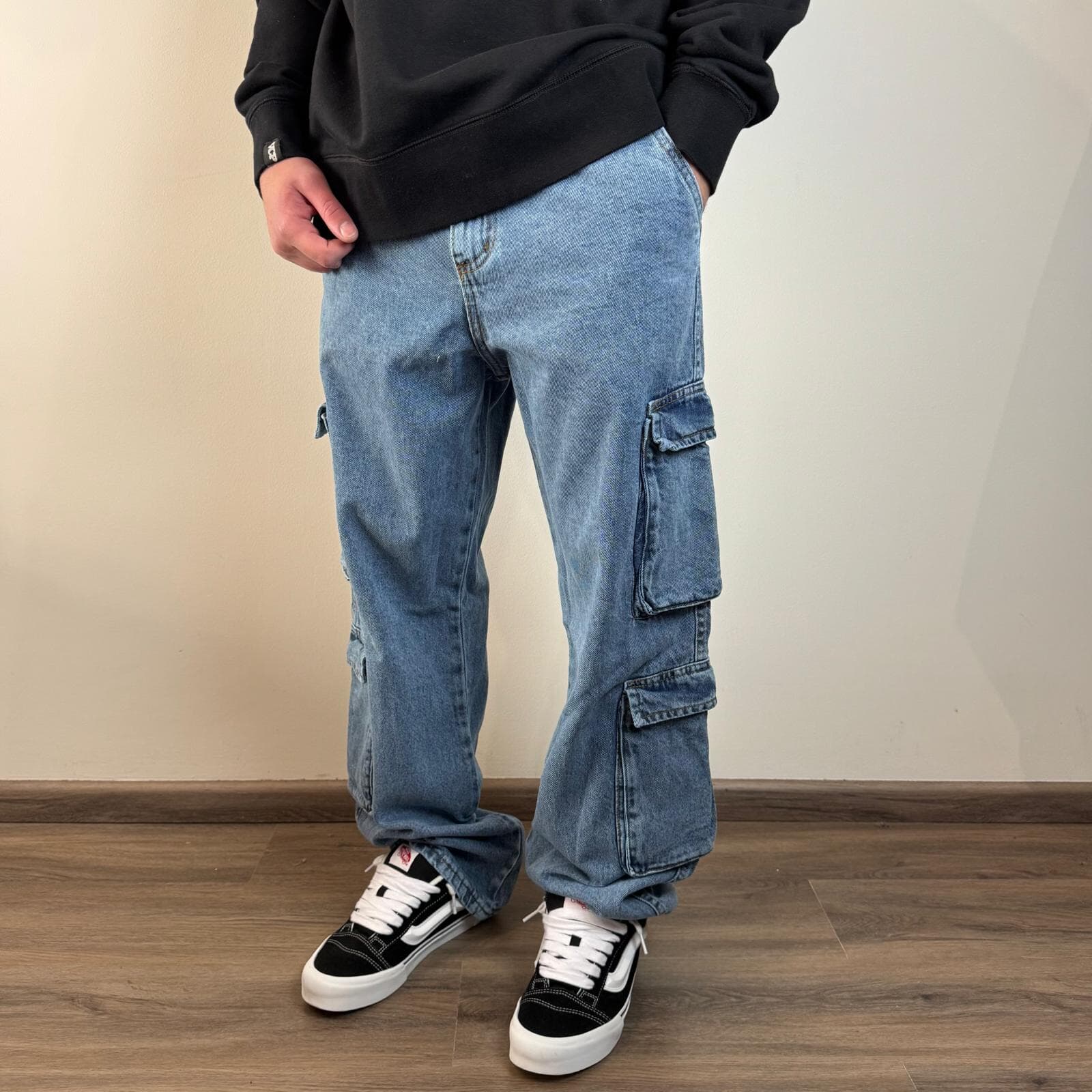 Jean cargo doble bolsillo