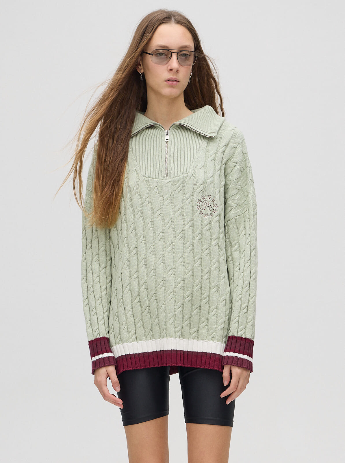 pullover calizo